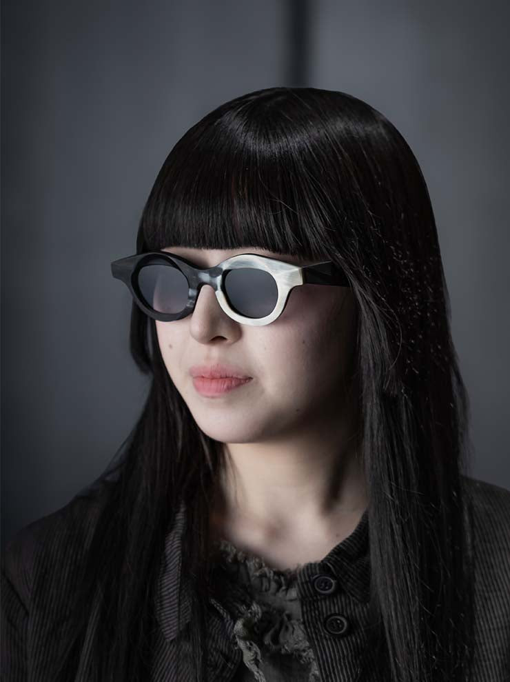 RIGARDS<br/>GENUINE HORN & TITANIUM フレームサングラス / BLACK & WHITE / RG1063