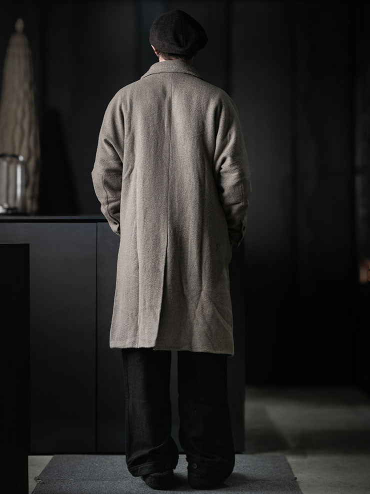toward(s)<br>SHEEP CAMEL MIX WOOL STOCK COAT / UNDYED BEIGE
