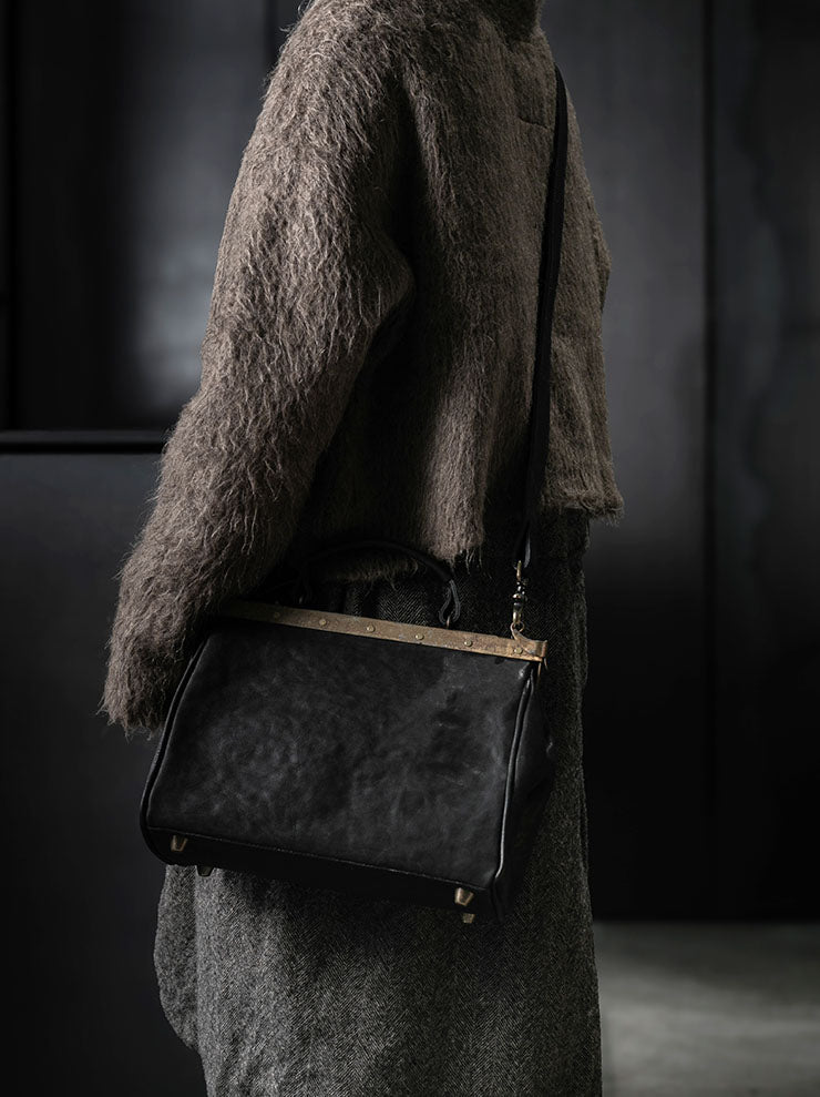 MDK – MIRANDA KALOUDIS<br>PARERCHOMAI BAG LARGE / HORSE LEATHER / BLACK