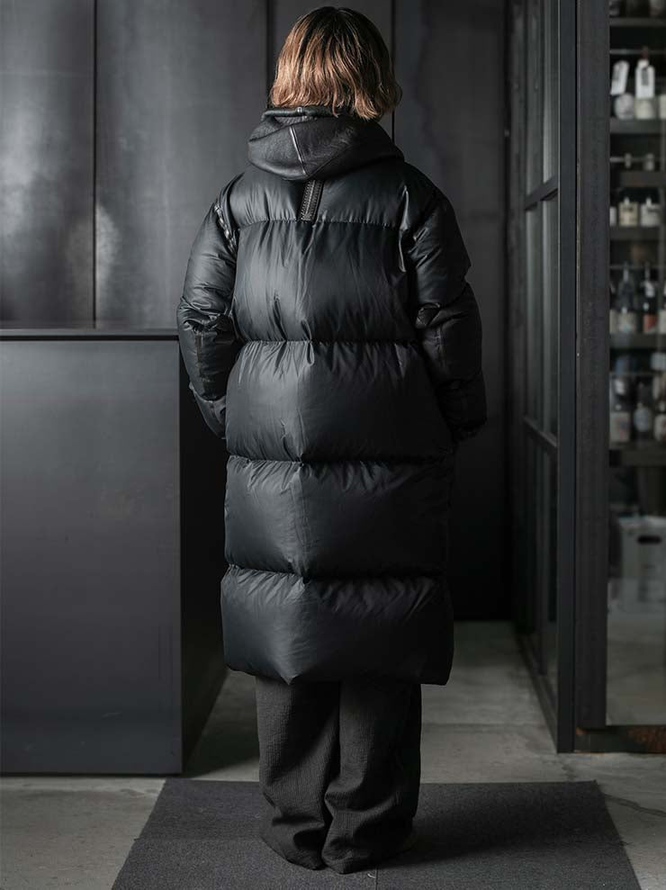 ISAAC SELLAM EXPERIENCE<br>UNISEX Contrast Material Down Coat / NOIR