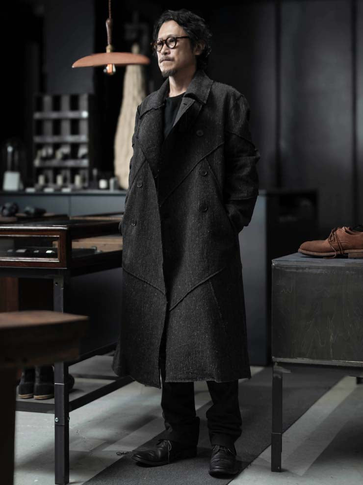K'ANG<br>UNISEX SANPIETRINI PACHED DOUBLE BREASTED COAT / DARK GREY