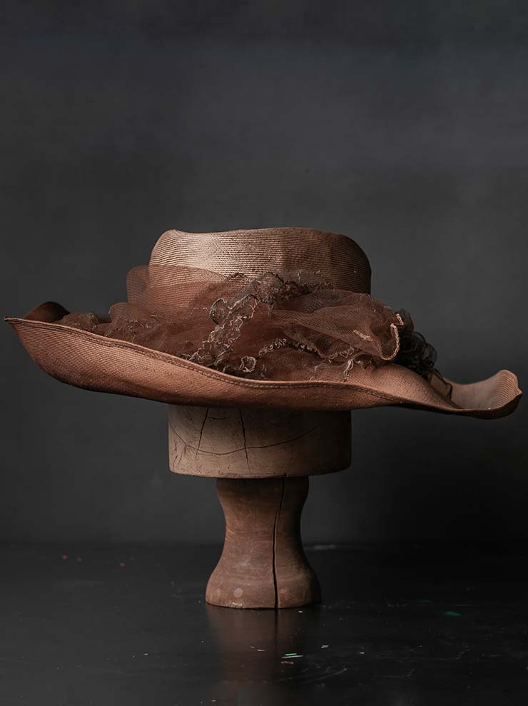 HORISAKI<br> ONE OF A KIND COLLECTION Sisal Straw Hat with Embroidered Veil OOAK25 NO.183 / VARIOUS