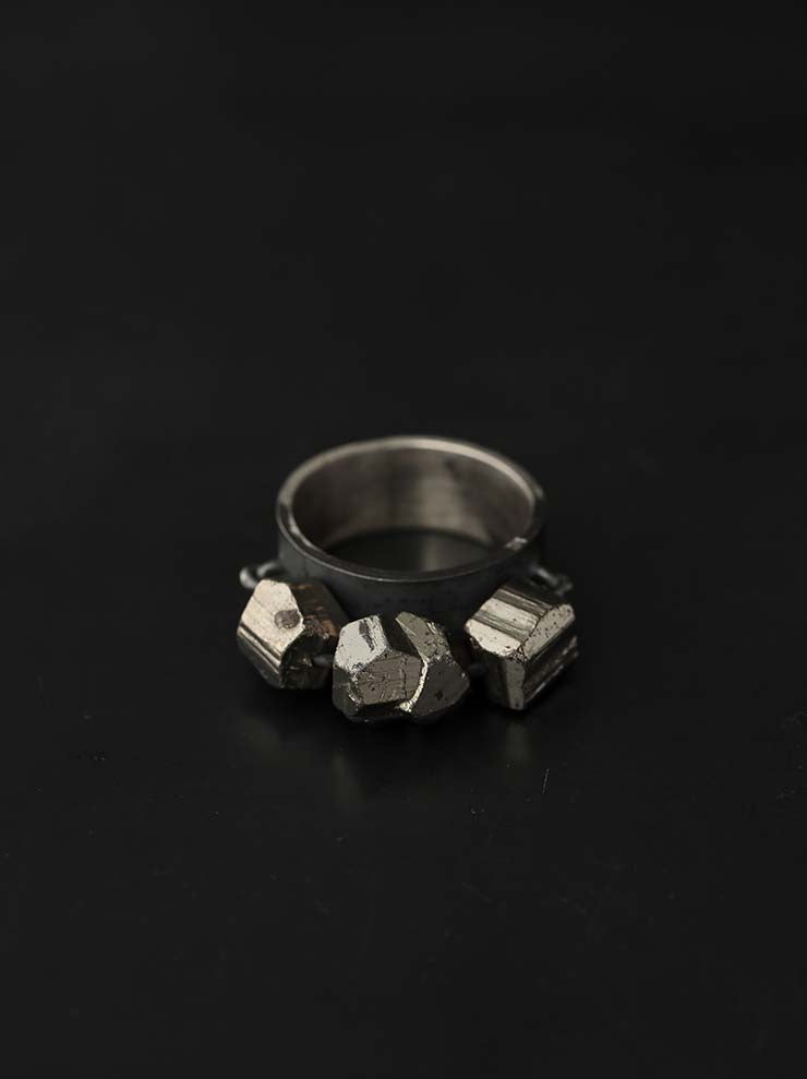 DETAJ<br>MINERAL SILVER RING