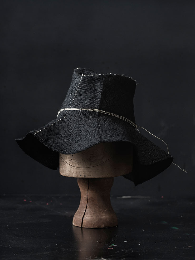 HORISAKI<br>ONE OF A KIND COLLECTION ストローハット OOAK23 NO. 84 / BLACK
