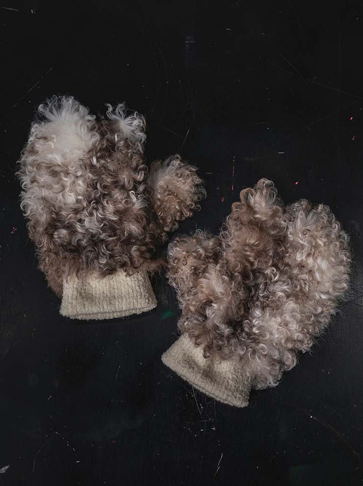 THE BACKWARD VENDOR<br> Shearling Gloves / BROWN & WHITE
