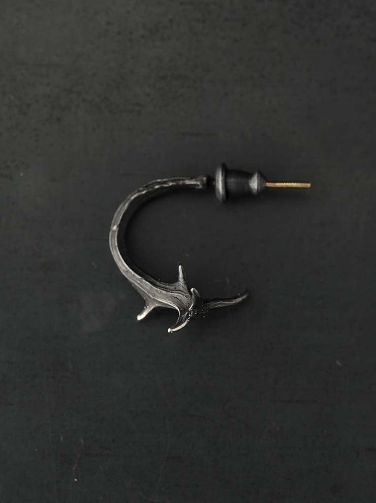DETAJ<br> DEVIL CLAW SILVER EARRING / DC-PE01
