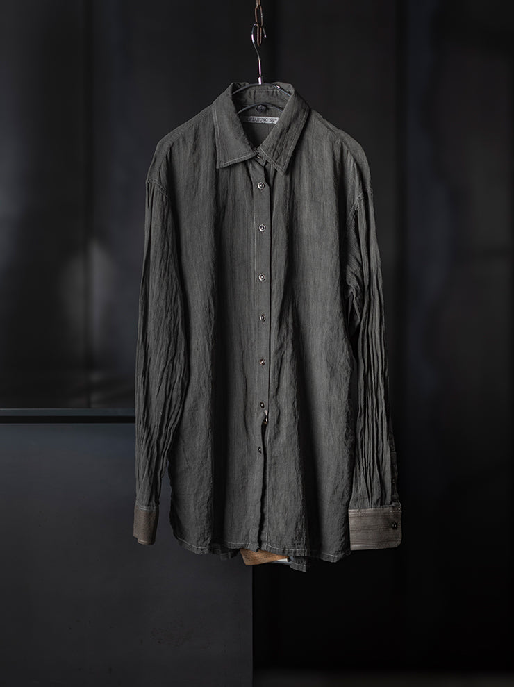 CHIAHUNG-SU<br>UNISEX HAND WOVEN ELONGATE STRIPE SHIRT / STONE GREY STRIPE