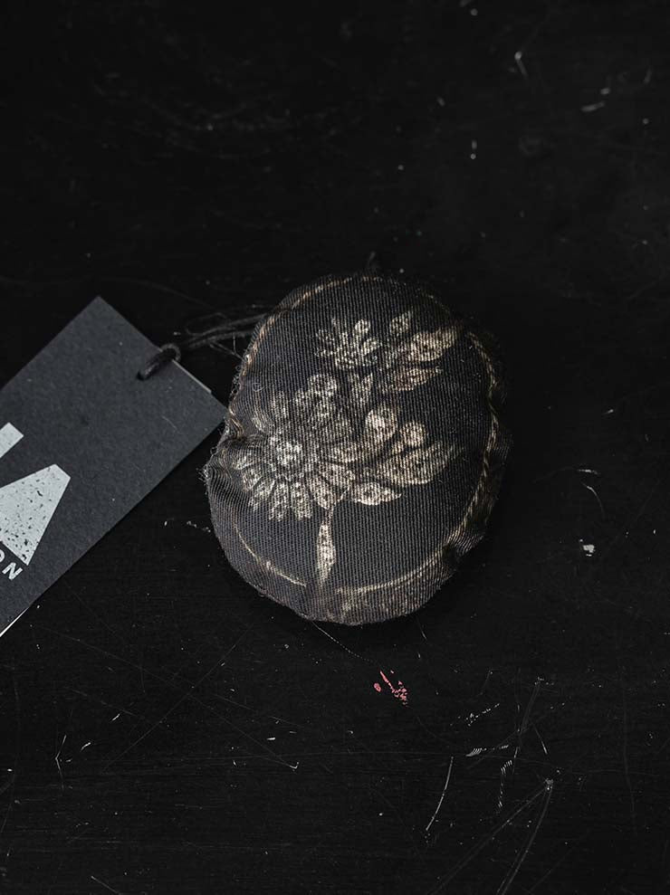 IA LONDON<br>CAMEO BROOCH / DIAMONDS SPRAY I PRINT