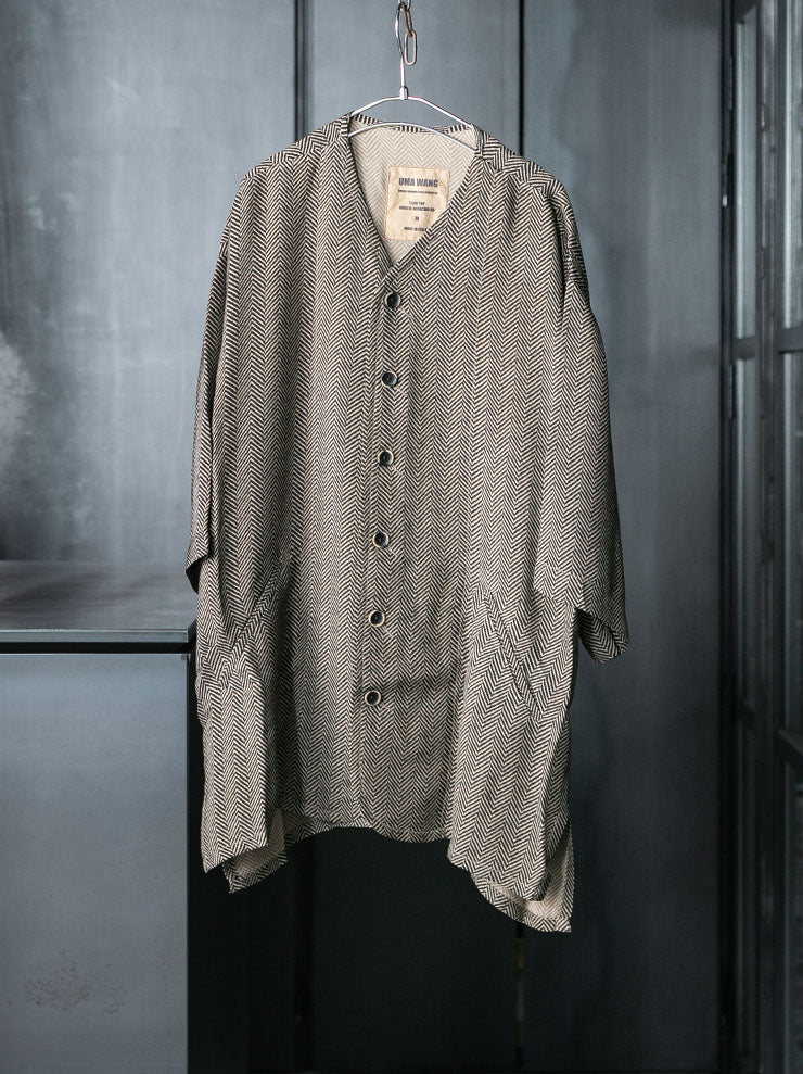 UMA WANG <br>MENS カラーレスハーフスリーブシャツ / TAN × BLACK