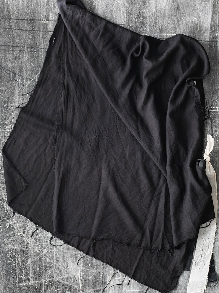 ATELIER SUPPAN<br>BROWN SCARVE raw cut hem / W26-23