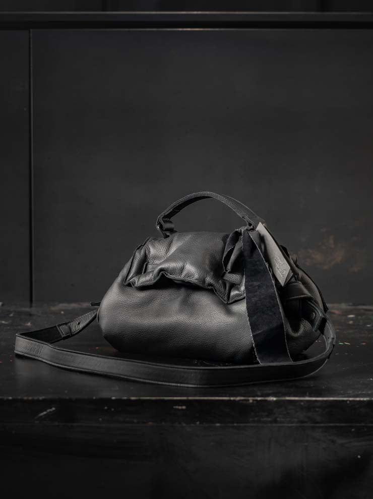 TUFORÉE<br> Leather bag / REAR SMALL / BLACK