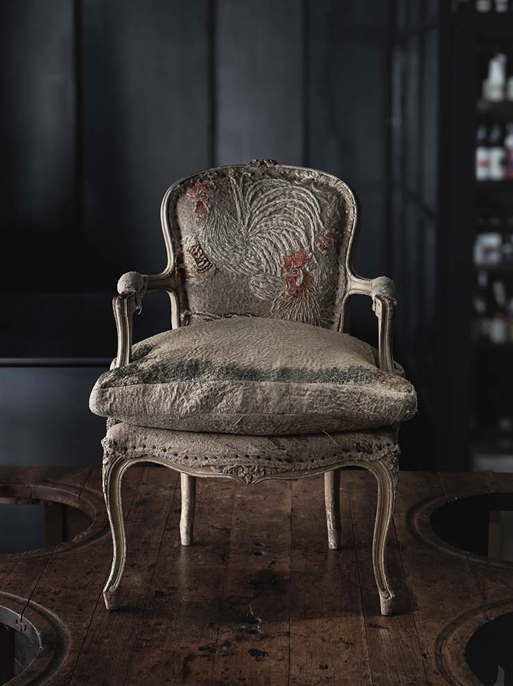 By Walid<br>19TH CENTURY FRENCH OAK CHAIR