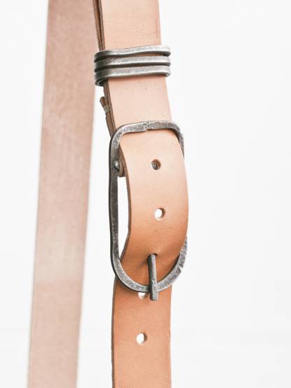 tagliovivo<br> Oval buckle belt NATURAL