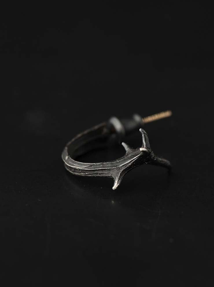 DETAJ<br> DEVIL CLAW SILVER EARRING / DC-PE01