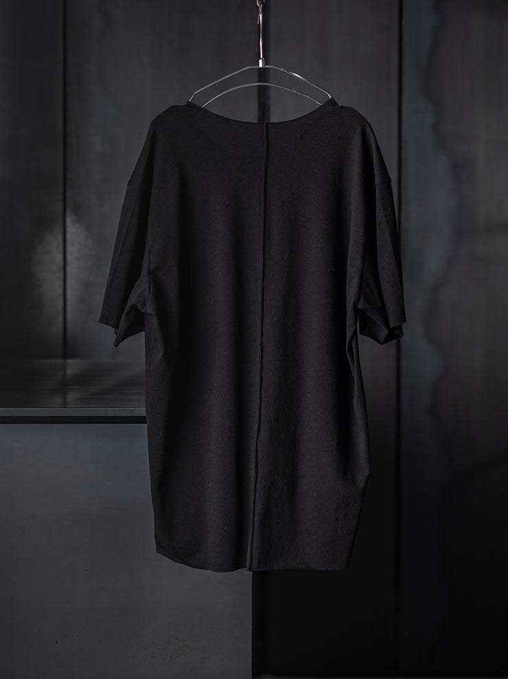 individual sentiments<br> UNISEX BASIC SHORT SLEEVE T-SHIRT / BLACK