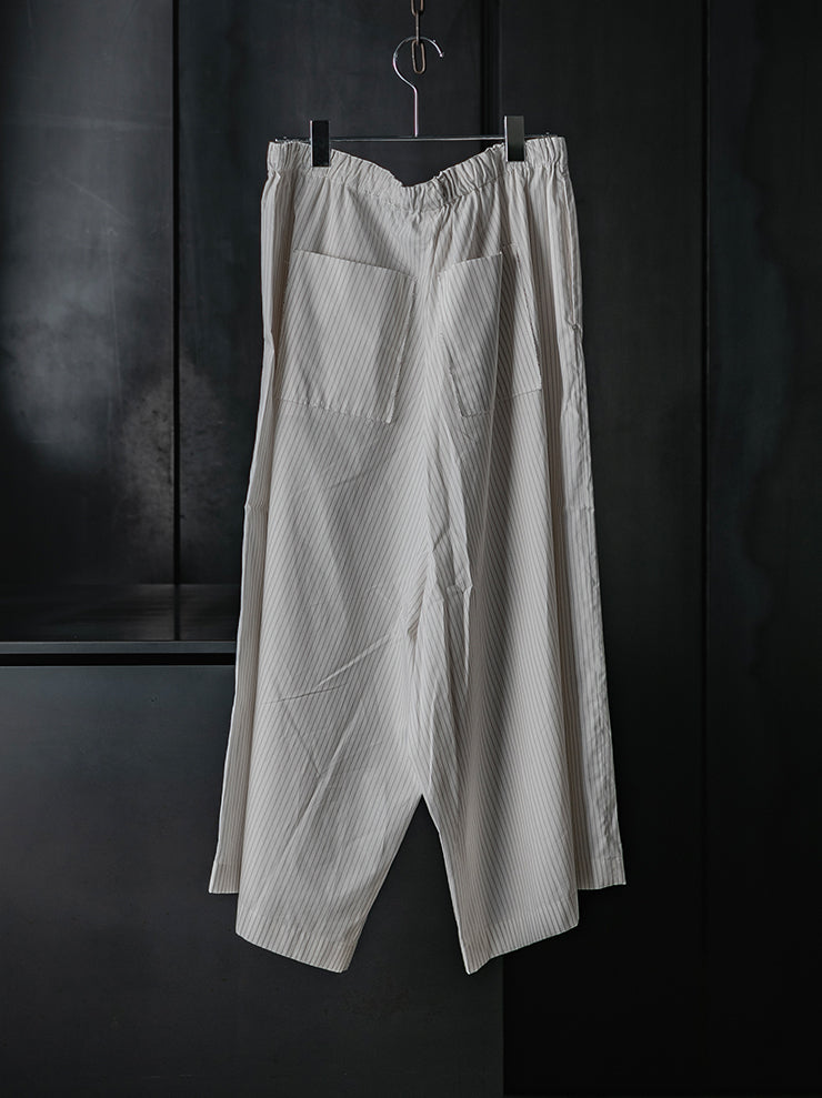 WRIGHT + DOYLE<br>UNISEX MELDON SHORTS / CHALK BRICK PINSTRIPE