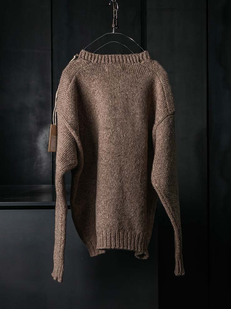 MARK.S<br>UNISEX HAND KNIT CREW NECK / BEIGE