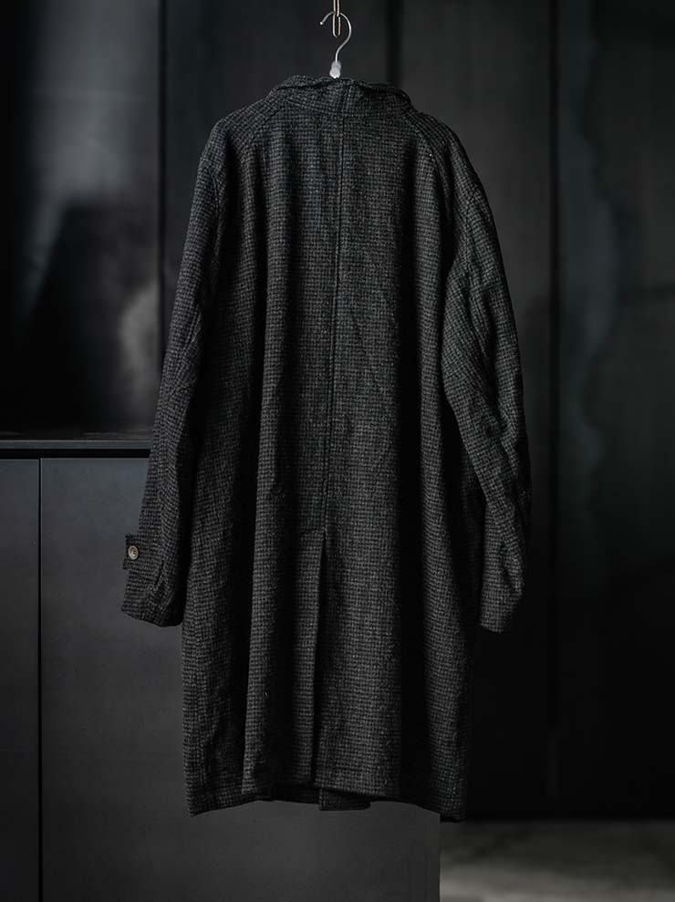 P.R.PATTERSON<br>SPIRAL SLEEVE SHETLAND TWEED MAC COAT / BLK GRN GRY