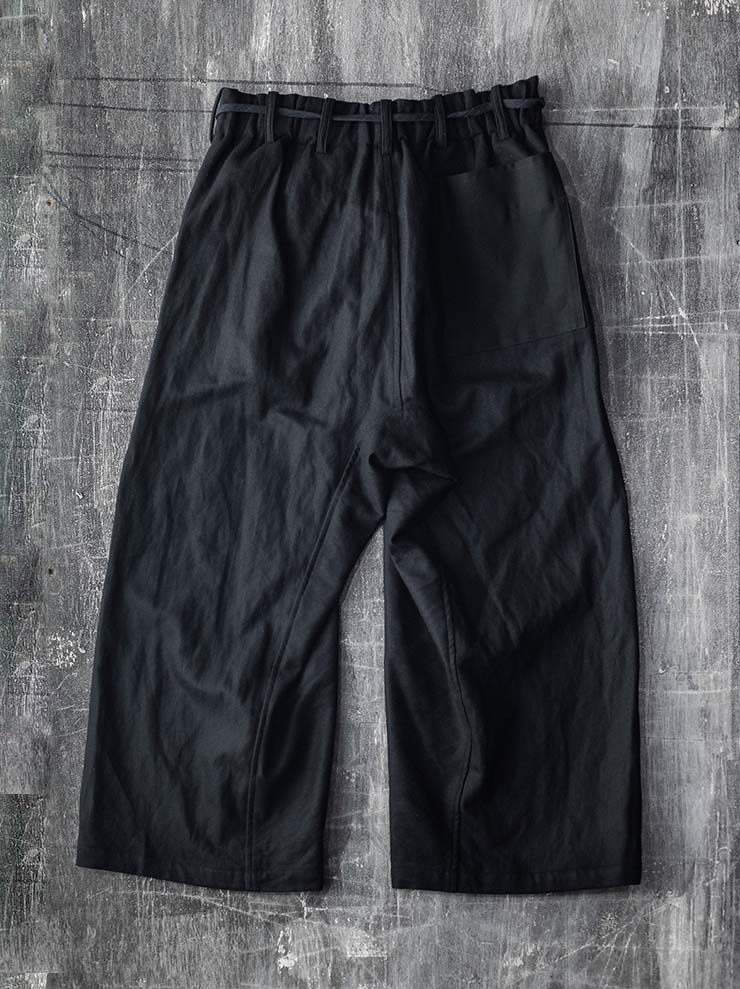 ATELIER SUPPAN <br>MENS LARGE BLACK FRONT CROSSED TROUSERS