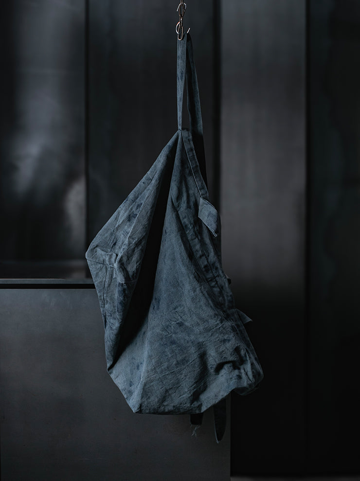 ATELIER SUPPAN<br>Large bag with loops and attached / E26-29
