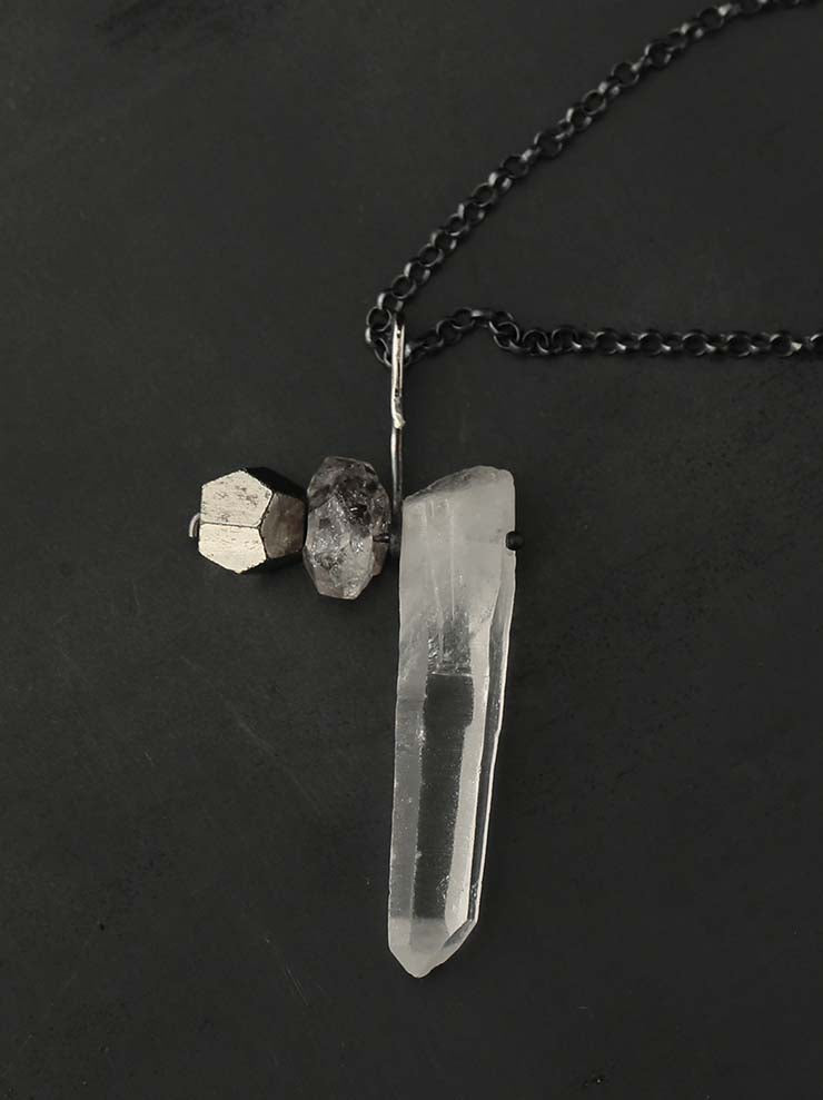 DETAJ<br> MINERAL NECKLACE