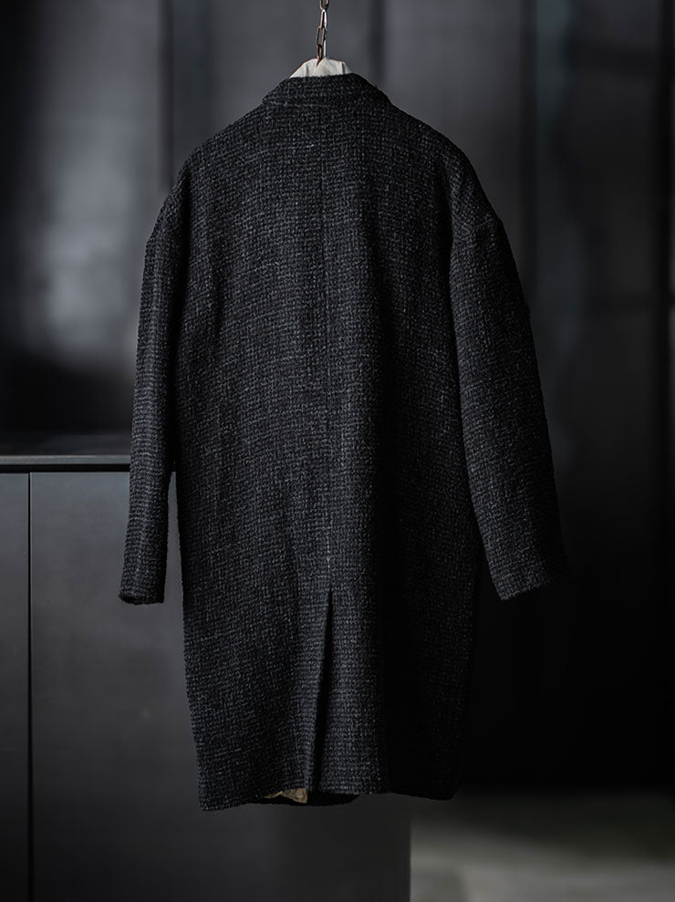 CHIAHUNG SU<br>MENS HAND WOVEN DOUBLE BREAST WOOLEN COAT / DARK GREY & BLACK