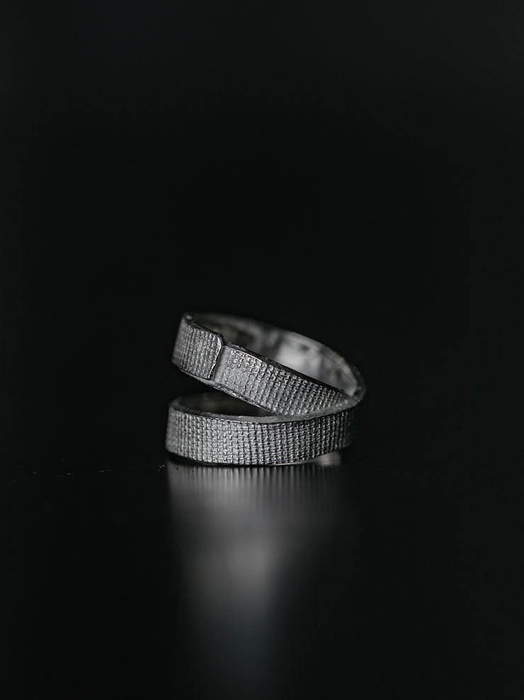 DETAJ<br> 2-BANDAGE SILVER RING / 2-VTGR05 / VINTAGE WHITE