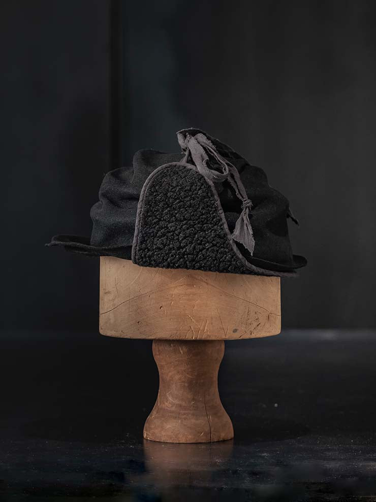 HORISAKI<br> Rabbit fur felt cap with ears RHNOSK / BLACK EB