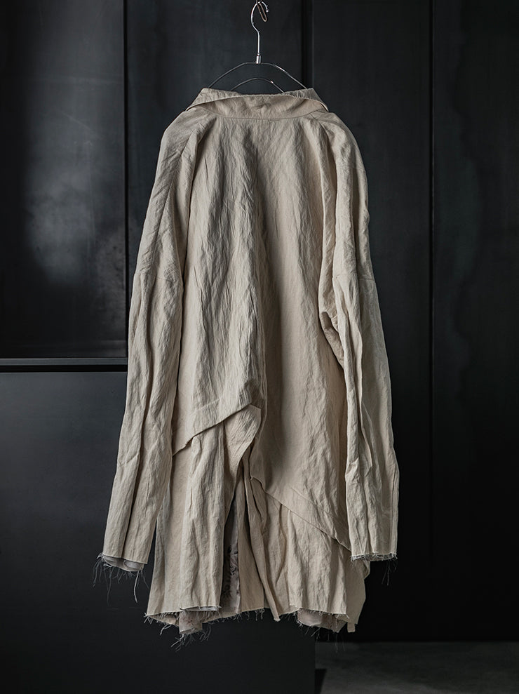 CHIAHUNG SU<br>STRAPPING DAMAGE WASHED & HAND WOVEN COAT / ECRU