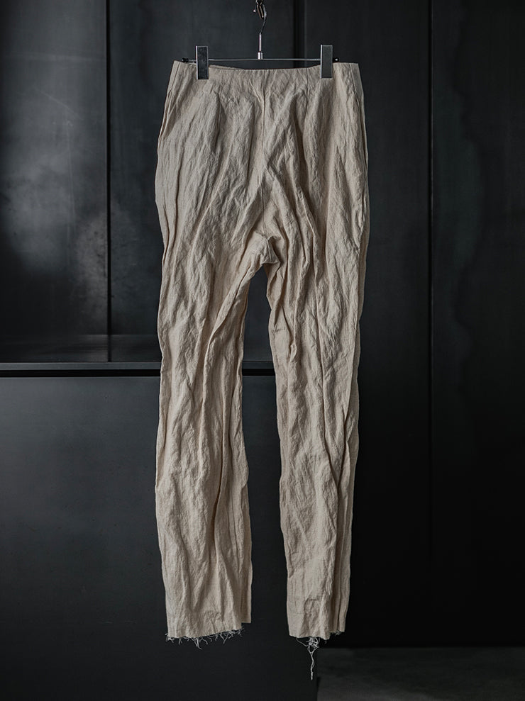 CHIAHUNG SU<br>SLIM-FIT HAND WOVEN PLEATED TROUSERS / ECRU