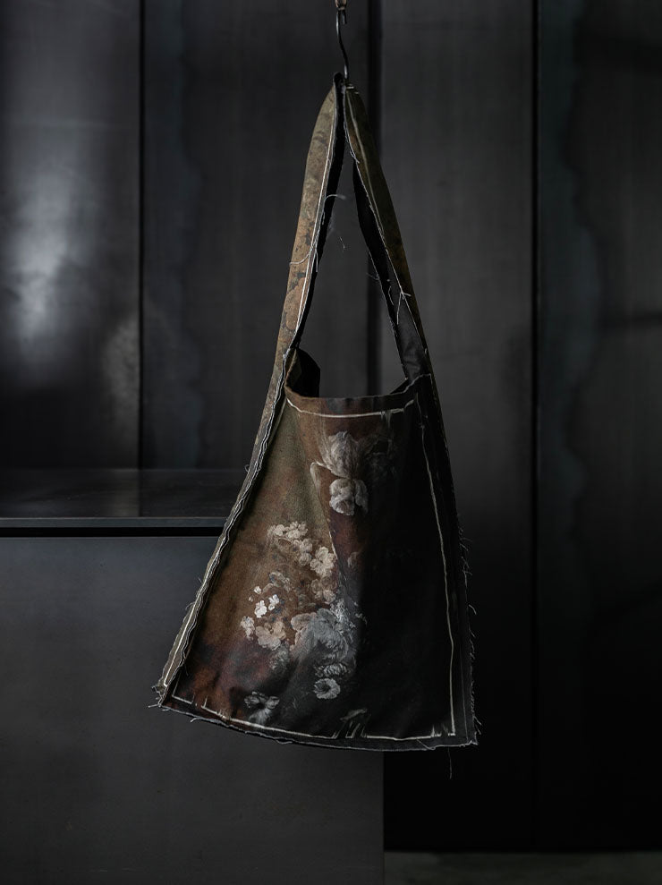 IA LONDON<br>PILGRIM TOTE BAG / MOONLIGHT ROSES