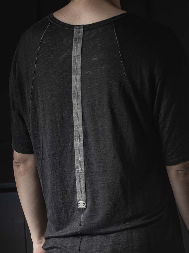 69 by ISAAC SELLAM<br>MENS ダイアゴナルカットリネンショートスリーヴTシャツ / NOIR