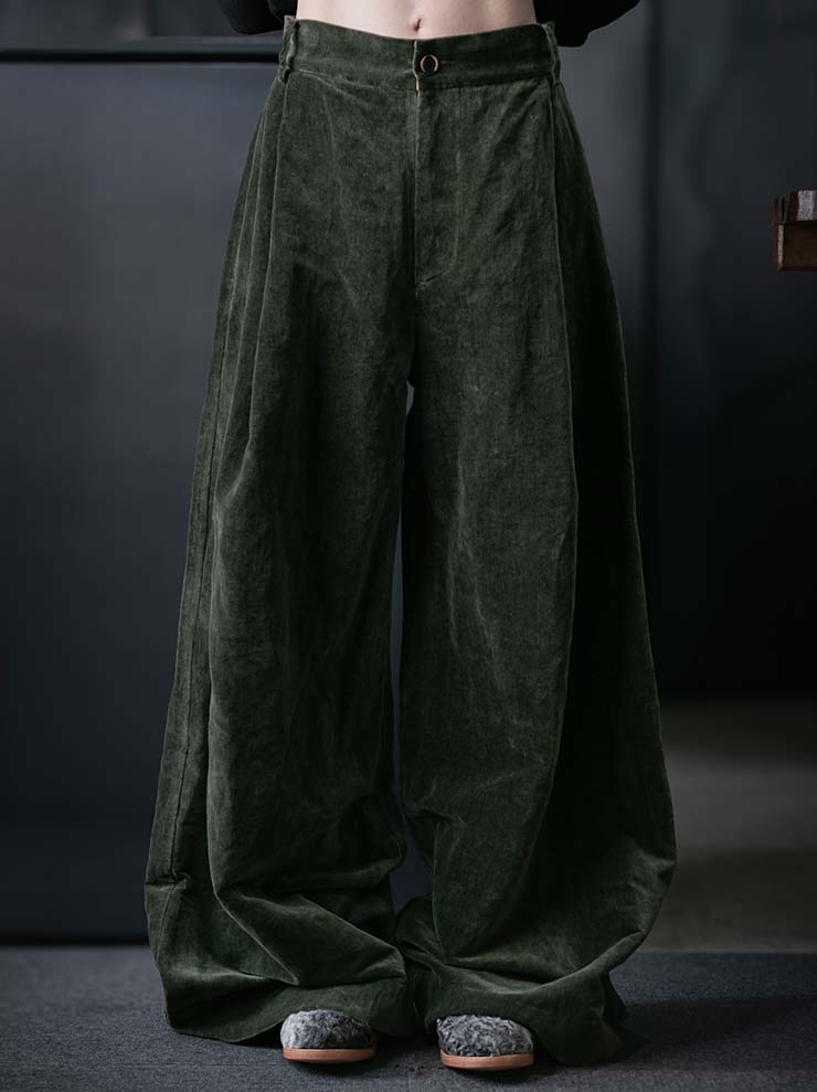 UMA WANG<br>WOMENS VELVET TROUSERS / DARK GREEN
