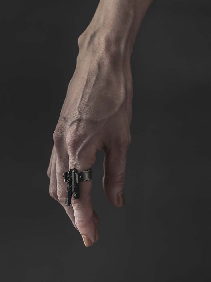 DETAJ<br> MINERAL SILVER RING