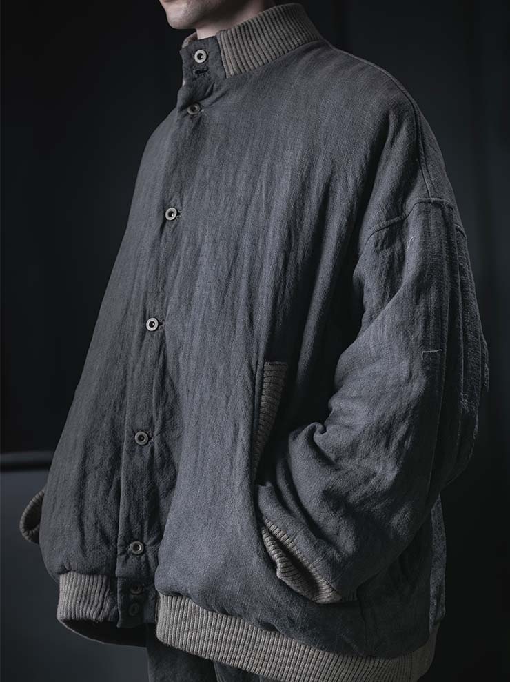 EVAN SCOTT MONROE<br>Zeppelin Bomber / Oak Gall, Grey/Blue
