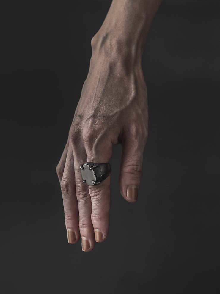 DETAJ<br> PIN SILVER RING