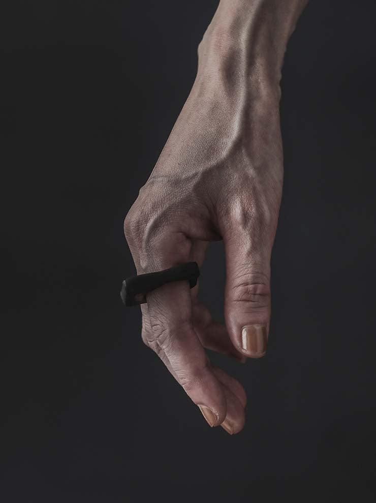 UMA WANG × DETAJ<br> WOOD RING / VINTAGE BLACK