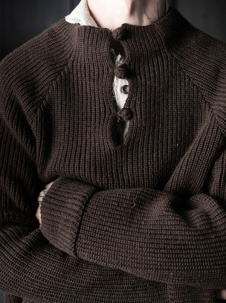 toward(s)<br>POLO SWEATER IN CROCHETED YAK WOOL / DARK BROWN