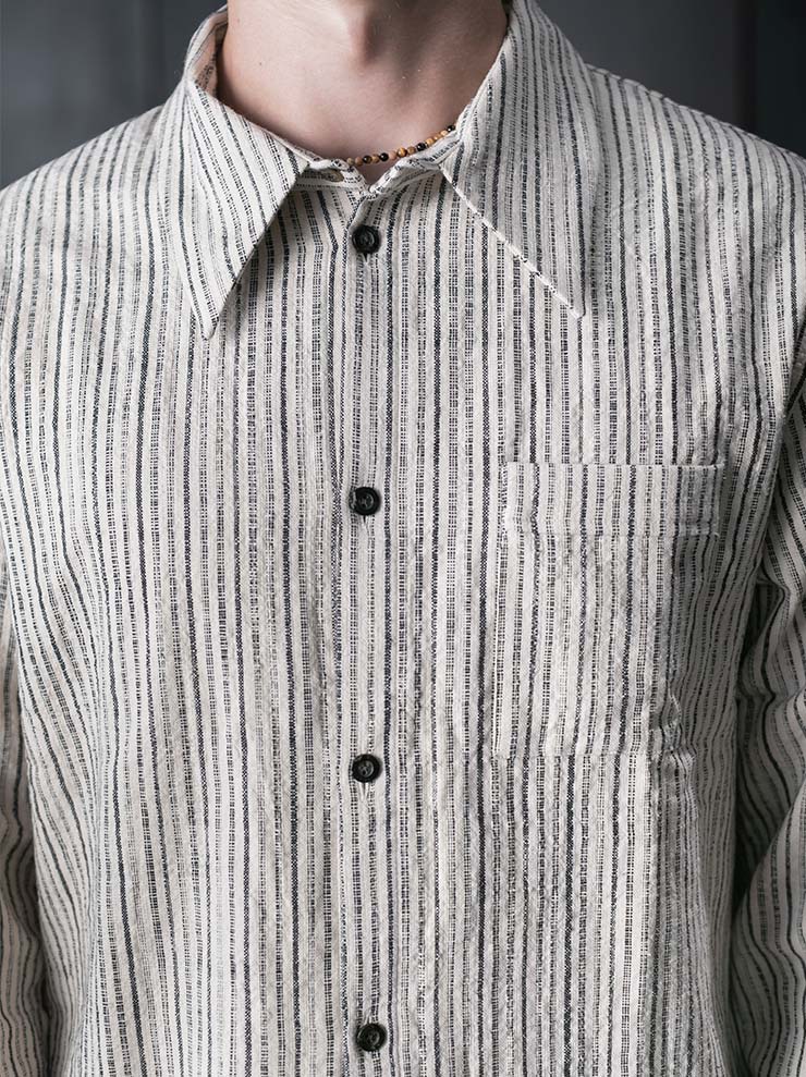 individual sentiments<br> UNISEX loose fit long shirt / ecru white