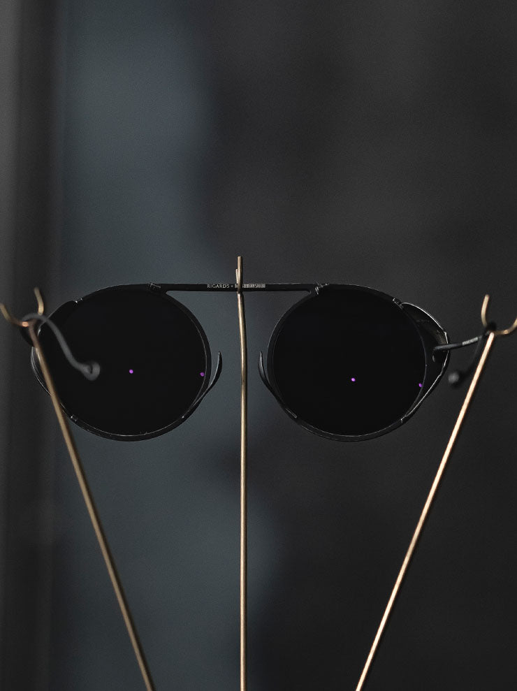 RIGARDS × BORIS BIDJAN SABERI<br/>TITANIUM フレームサングラス / ANTIQUE BRACK / RG1011BBS