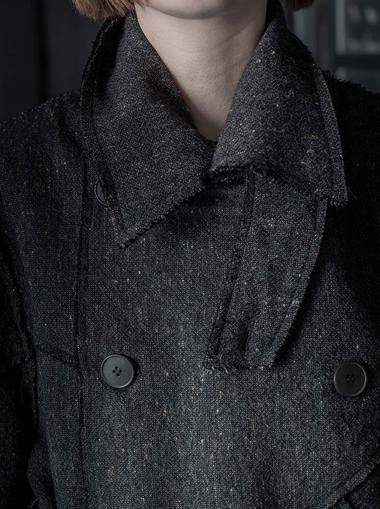 K'ANG<br>UNISEX SANPIETRINI PACHED DOUBLE BREASTED COAT / DARK GREY