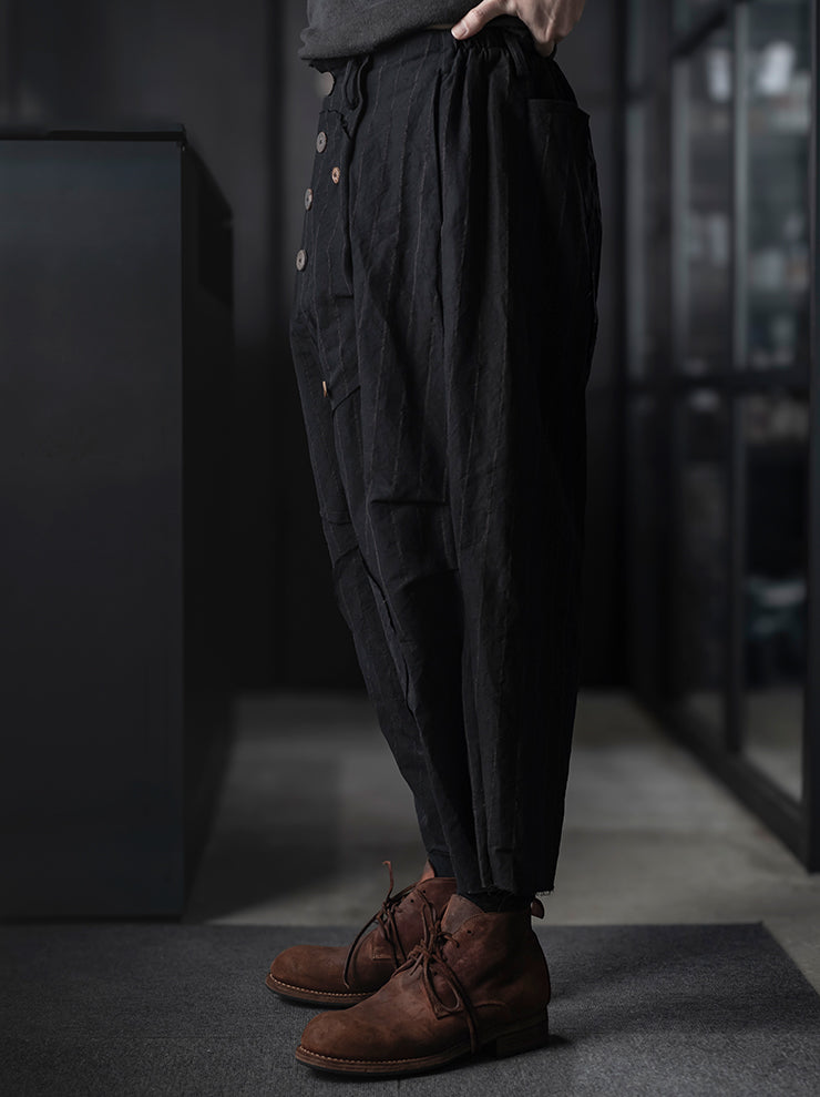 CHIAHUNG-SU<br>MENS HAND WOVEN LOW CROTCH WIDE TROUSER / BLACK STRIPE