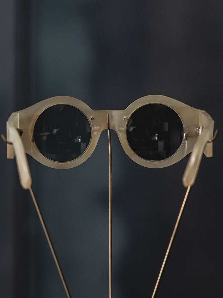 RIGARDS × UMA WANG<br> GENUINE HORN & TITANIUM FRAME SUNGLASSES / AMBER