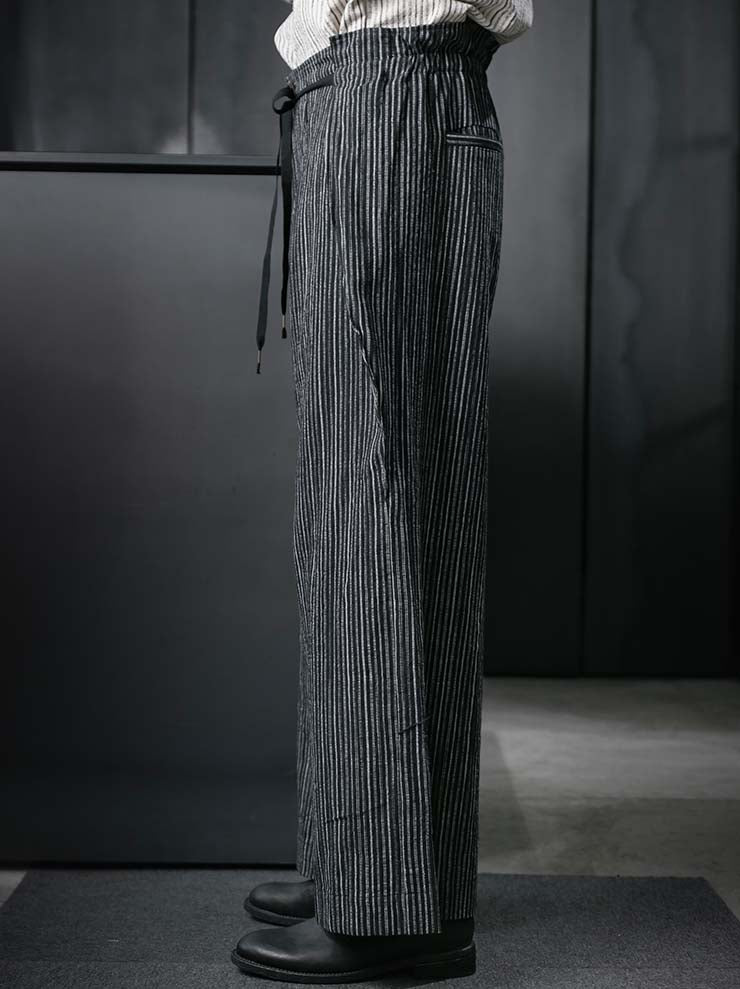 individual sentiments<br>UNISEX ラップワイドパンツ / black