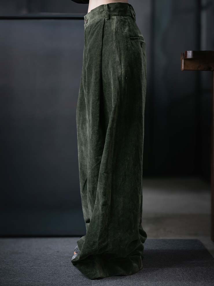 UMA WANG<br>WOMENS VELVET TROUSERS / DARK GREEN
