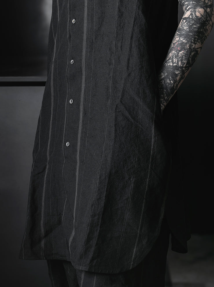 CHIAHUNG-SU<br>RELAXED-FIT SLEEVELESS HAND WOVEN ELONGATE SHIRT / BLACK STRIPE
