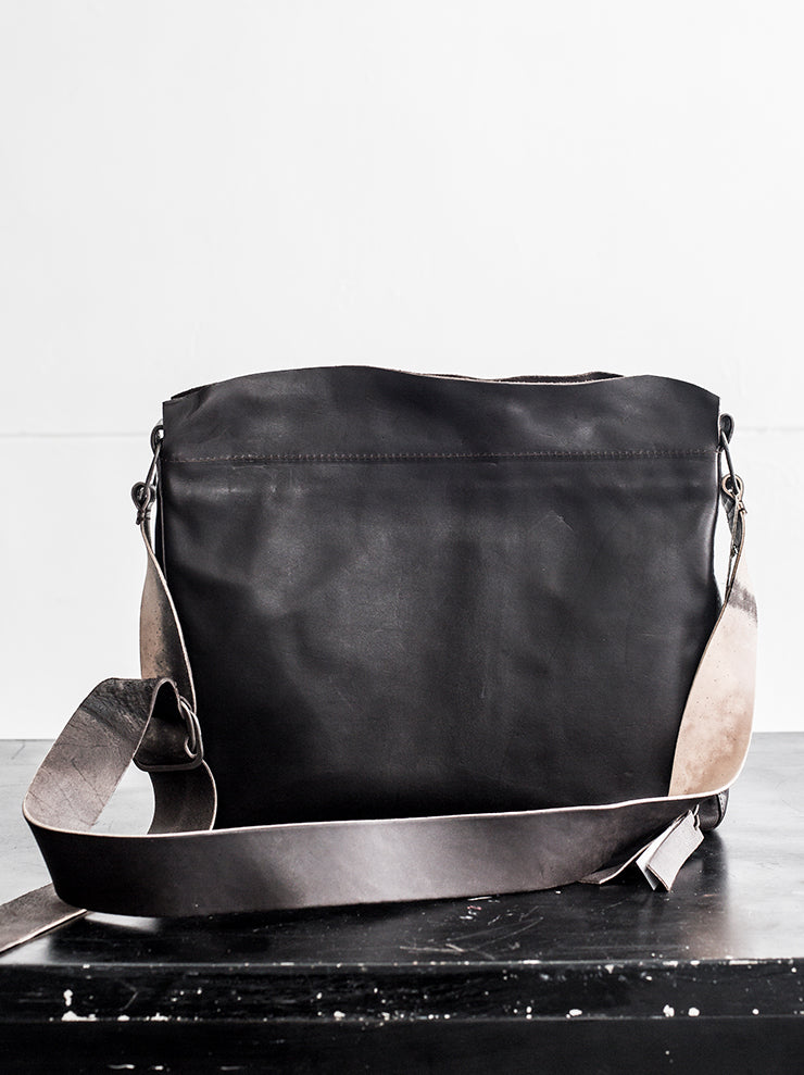 tagliovivo<br> Raw edge bag MORO