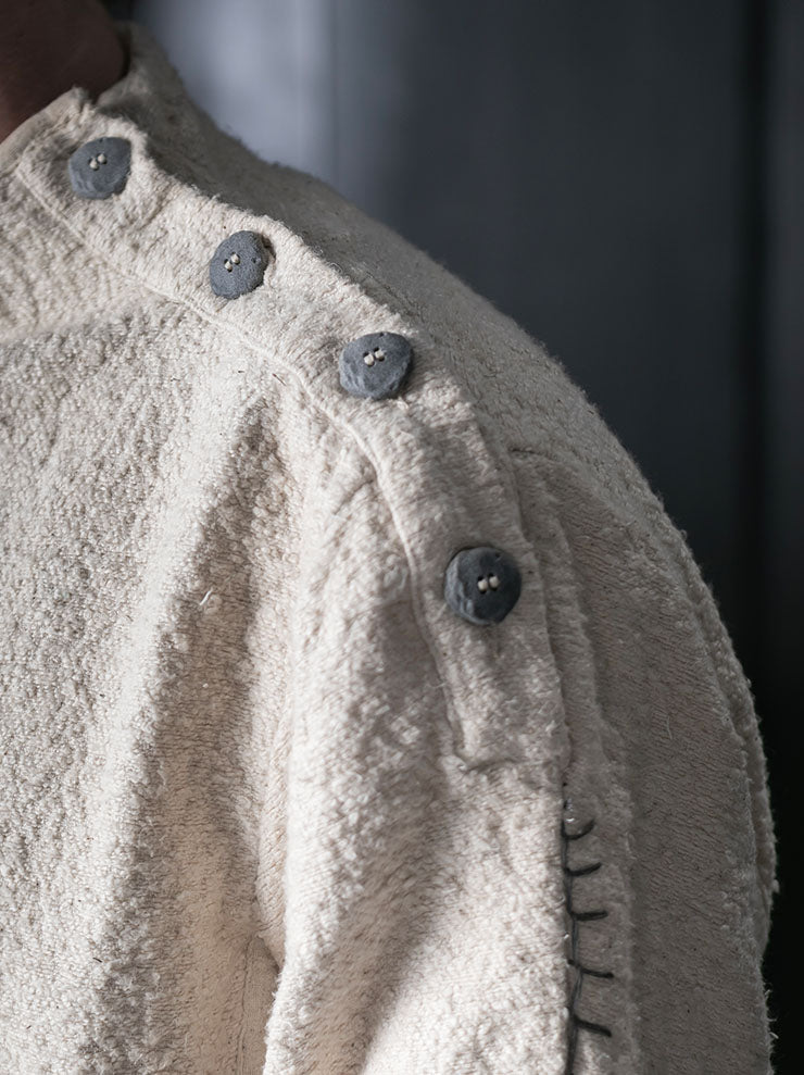 OUTBREAK LAB<br>MENS Beekeeper Sweater in Cotton Bouclé / UNDYED