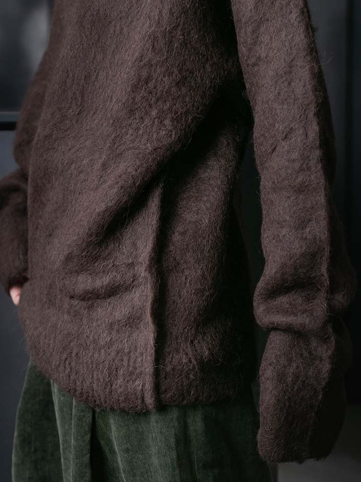 UMA WANG<br> WOMENS HIGH NECK LONG SLEEVE KNIT / DARK BROWN