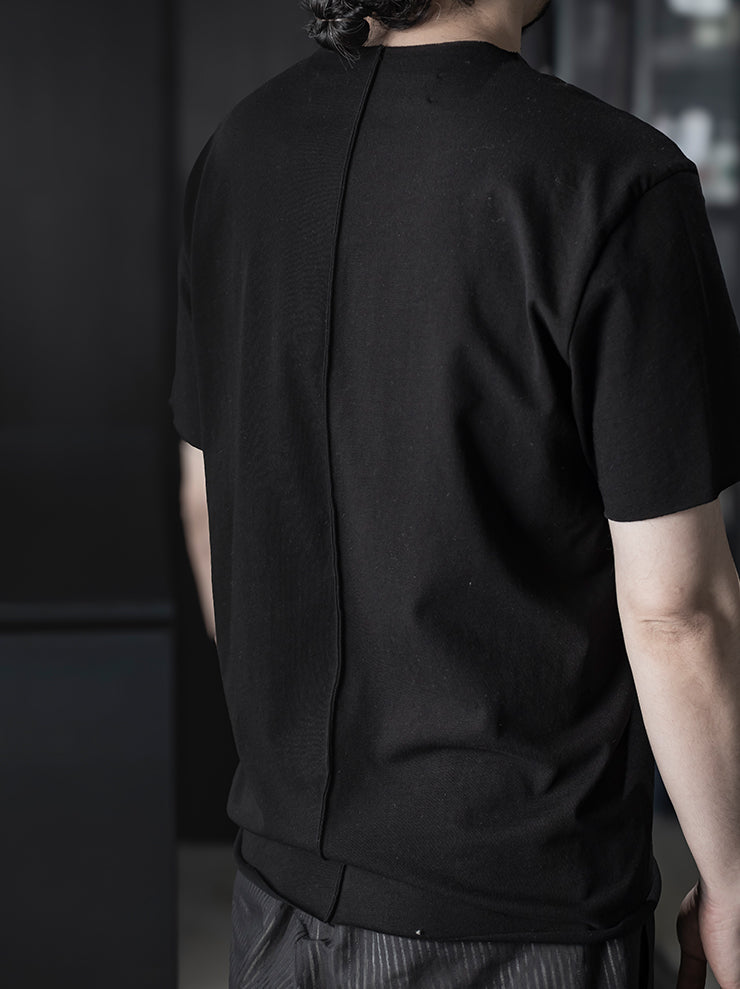 individual sentiments<br> UNISEX BASIC SHORT SLEEVE T-SHIRT / BLACK